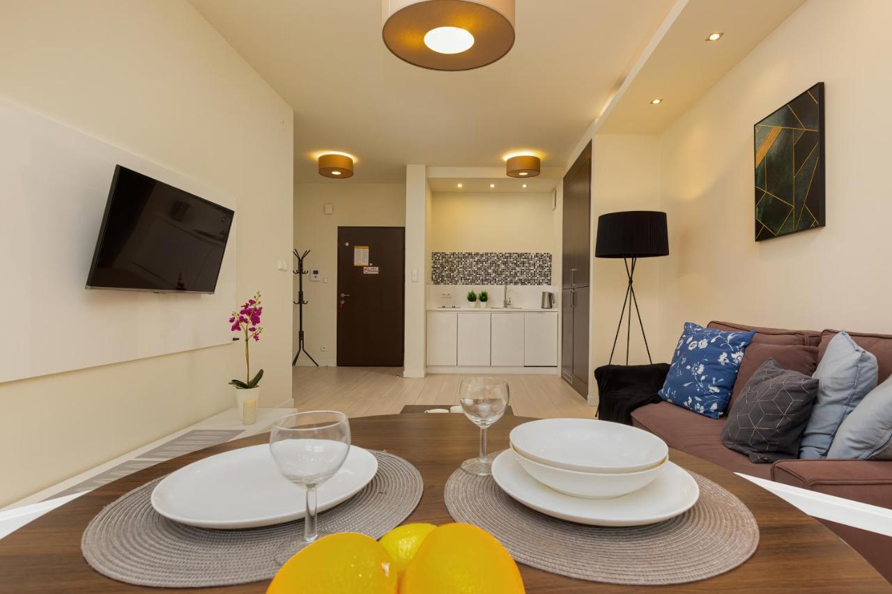 Apartments Warsaw Gieldowa 4 By Noclegi Renters Dış mekan fotoğraf