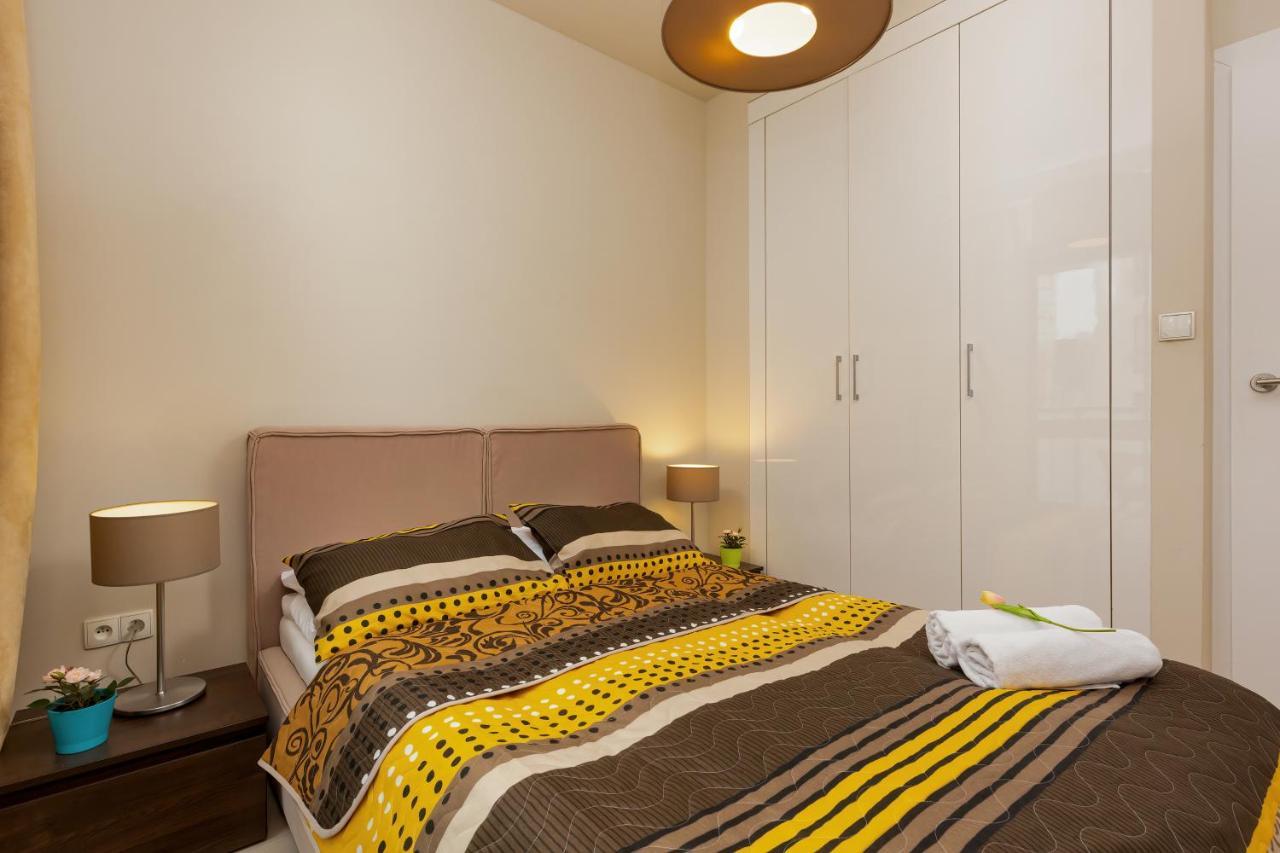 Apartments Warsaw Gieldowa 4 By Noclegi Renters Dış mekan fotoğraf
