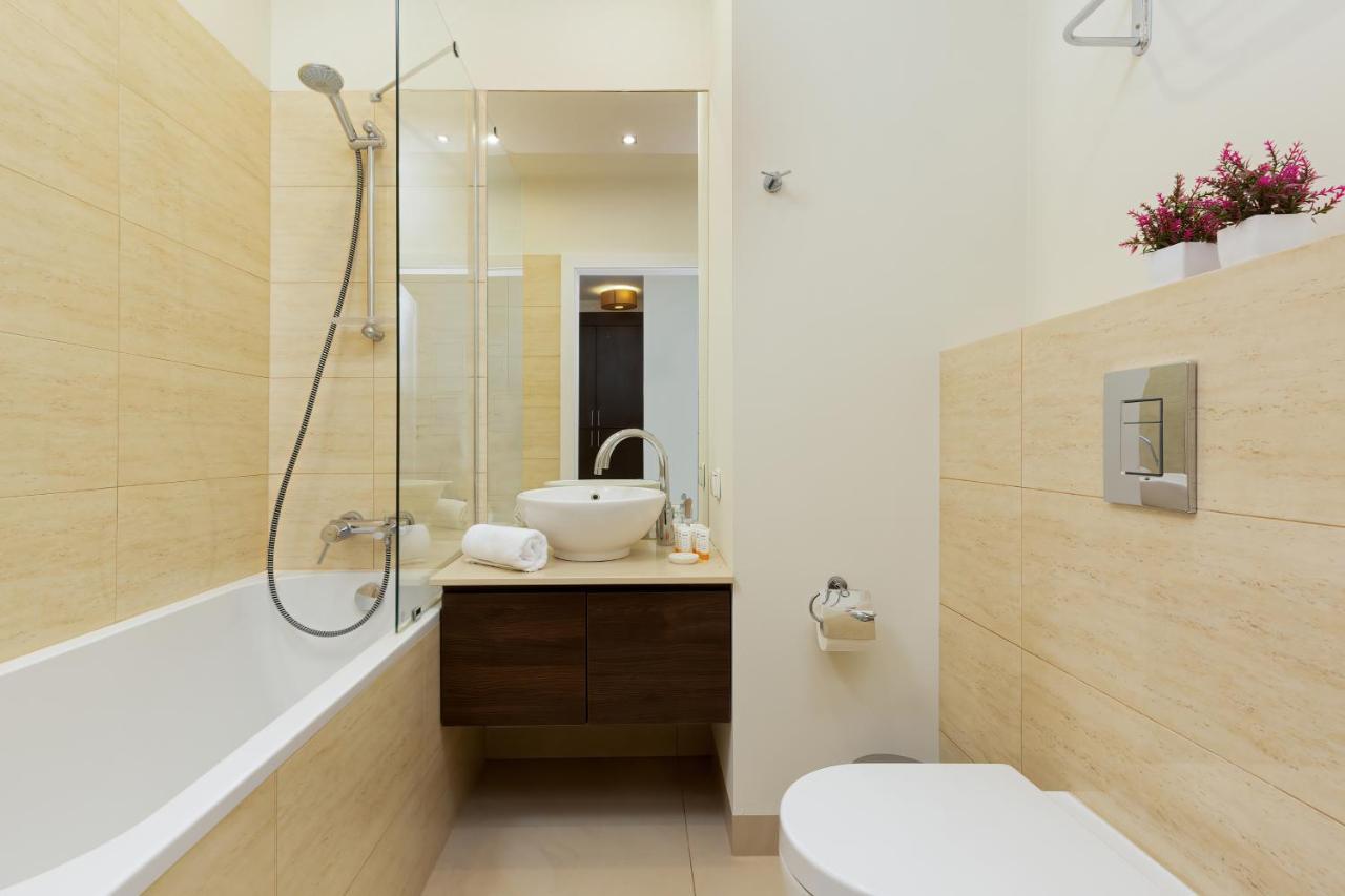 Apartments Warsaw Gieldowa 4 By Noclegi Renters Dış mekan fotoğraf